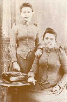 Margaret and Mary Farrelly, twin daughters of Bridget Murphy and Frederick Farrelly